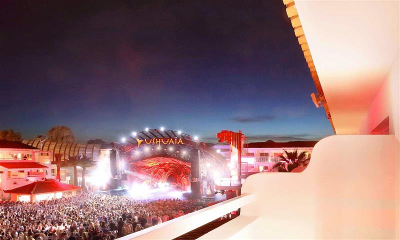 Ibiza 2026: Privadia’s Guide to the Summer Clubbing Calendar 2 ushuaia beach hotel superior vista escenario club8