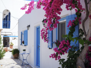 Mykonos for Groups: Why a Luxury Villa Is the Only Way to Do It Right 1 Mykonos town